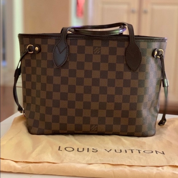 Louis Vuitton Handbags - Louis Vuitton Damier Neverfull PM
